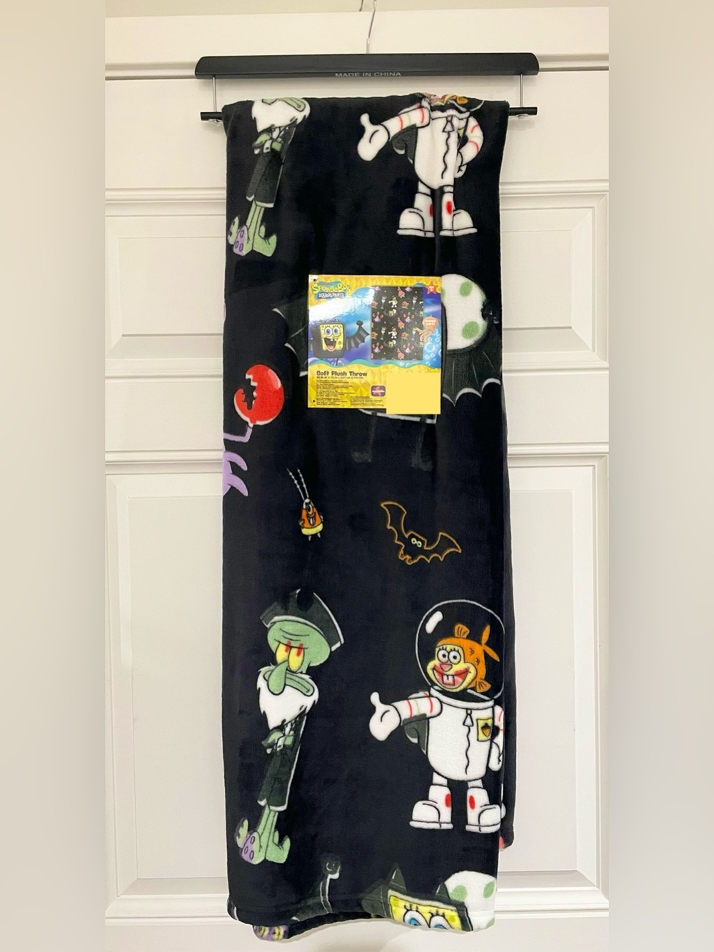 SpongeBob Squarepants Black Halloween Plush Throw Blanket